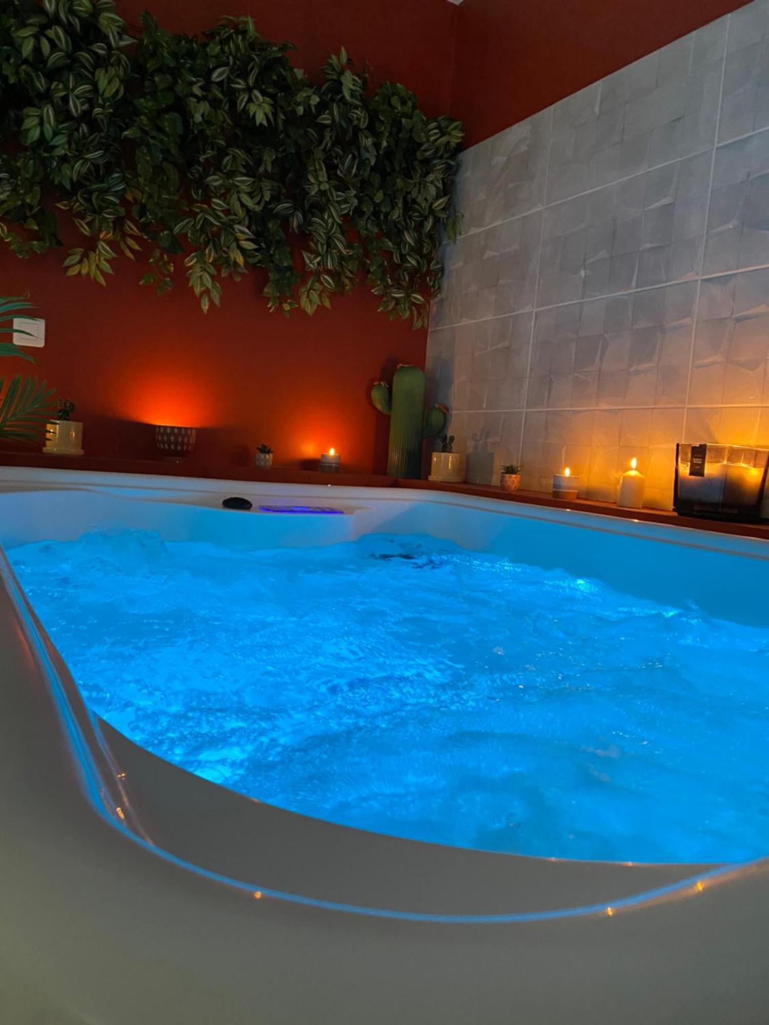 House Of Spa Privatif - Jaccuzi Et Sauna Livry-Gargan Zewnętrze zdjęcie